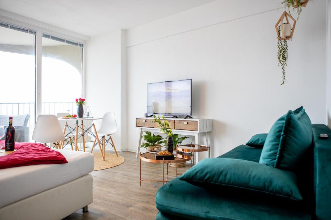 Modernes Apartment Mit Tollem Blick Ueber Die Stadt 아우크스부르크 외부 사진
